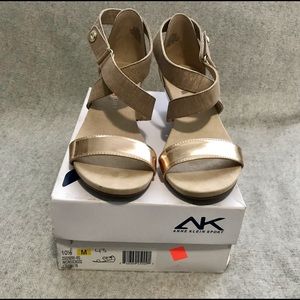 ANNE KLEIN SPORT CRISSCROSS WEDGE SANDAL Size 10.5